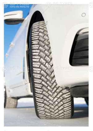 Goodyear Ultra Grip Ice 3 245/45 R18 100T