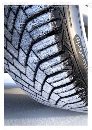 Goodyear Ultra Grip Ice 3 245/45 R18 100T
