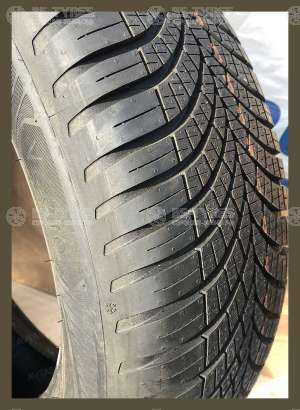 Goodyear Vector 4Seasons G3 SUV 235/55 R18 104V