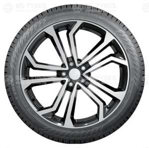Nokian Tyres Hakkapeliitta R5 245/40 R20 99T