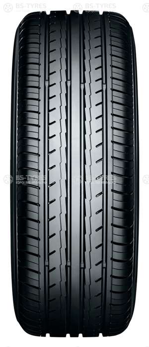Yokohama BluEarth-Es32 235/45 R17 97V