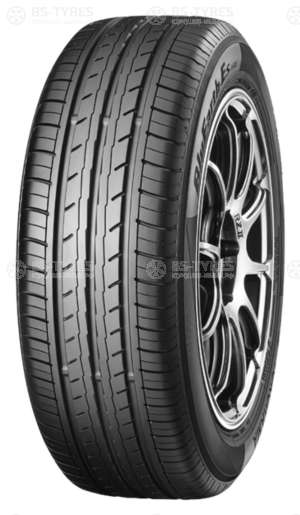 Yokohama BluEarth-Es32 235/45 R17 97V