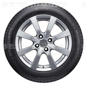 Michelin X-Ice 3 245/45 R17 99H